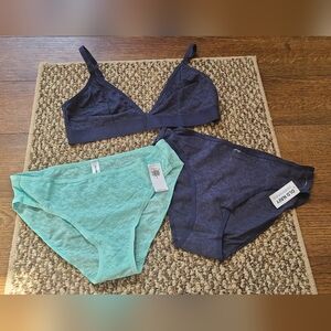 Old Navy Lace Bralette and Bikini Set - Navy & Mint M